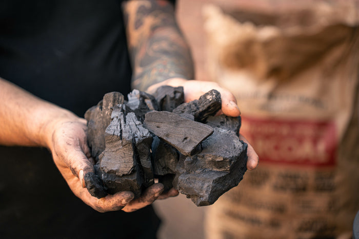 Smokin' Flavours - 2 zakken houtskool Quebracho Smokin' Flavours + 1