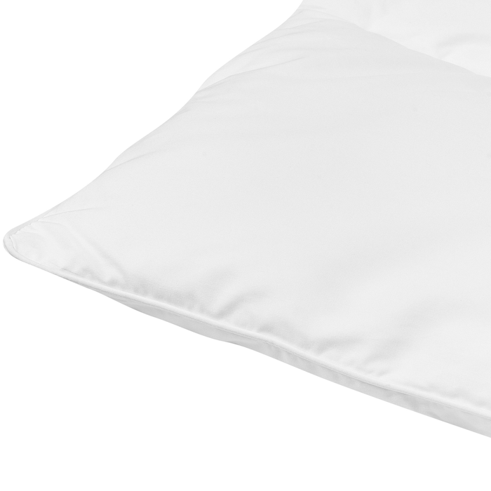 Beliani - HOWERLA - Dekbed - Wit - 135 x 200 cm - Polyester