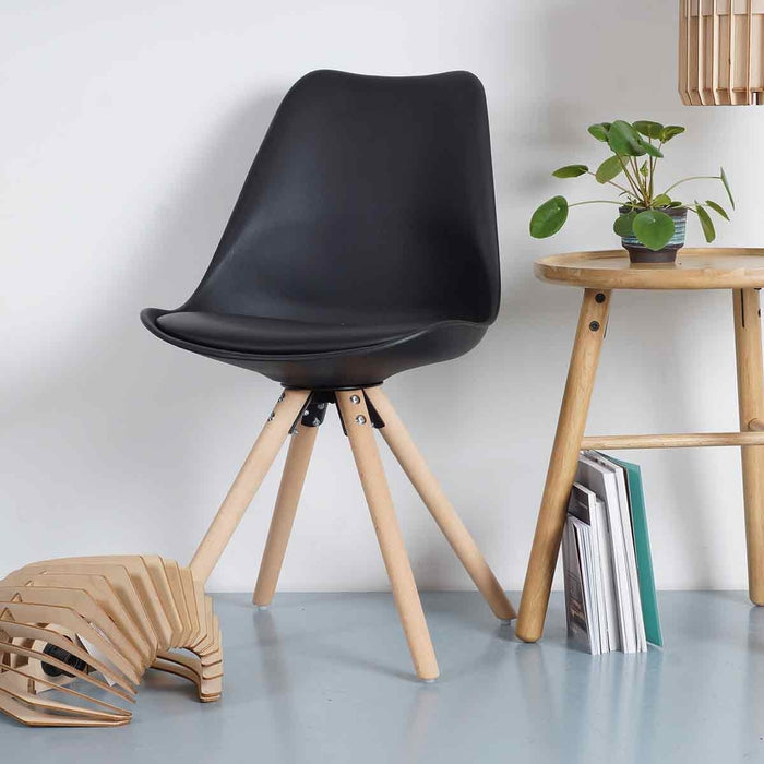 Essence Legno stoel - Zwarte zitting - Houten onderstel - Set van 2