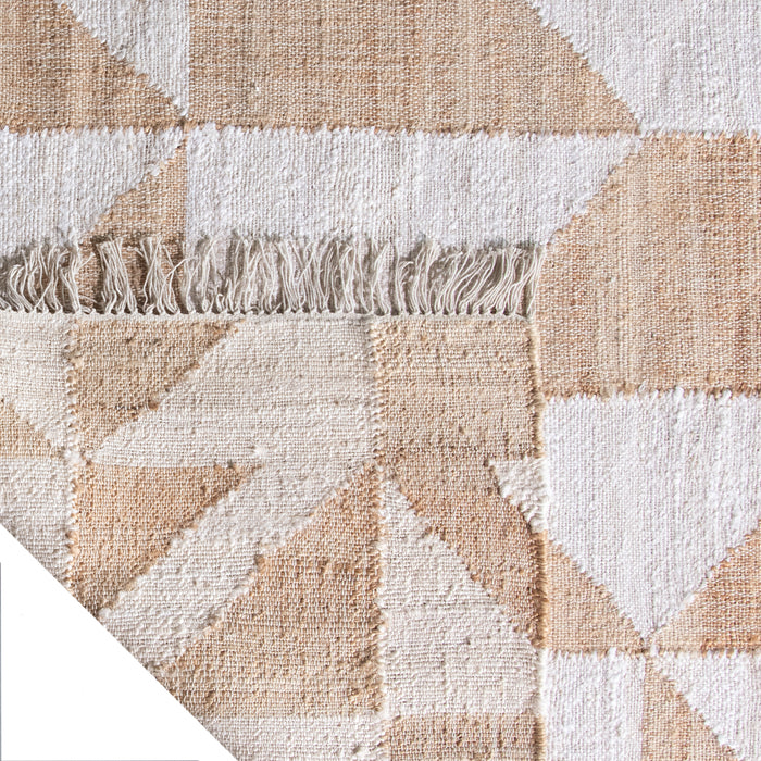 323678-x03-202408231222-C.jpg (8956813)