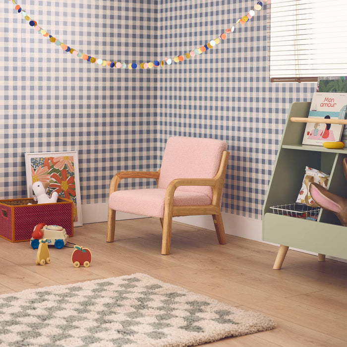 sweeek - Scandinavische kinderfauteuil in hout en boucléstof