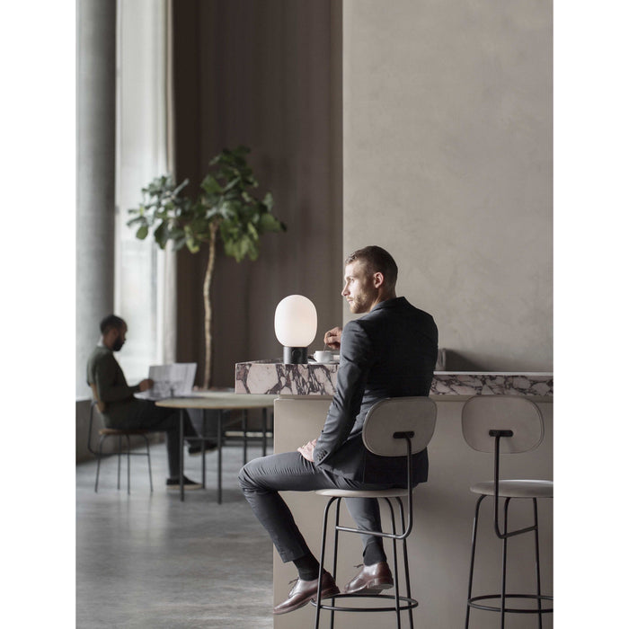 Audo Copenhagen Afteroom Bar barkruk H101 zitting Bouclé 02 donker