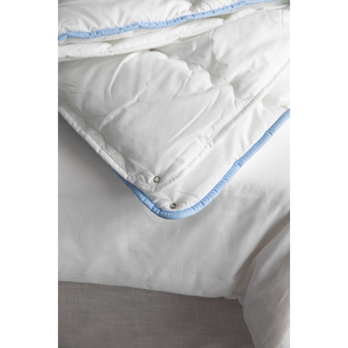 Swedish Sky - Non-Allergisch 4-Seizoenen Dekbed - 140x220cm