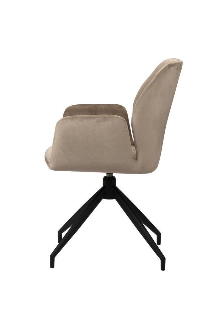 b110f6e7-1c65-44ec-bb9d-e6e172969465-afbeelding7.jpg (9205959)