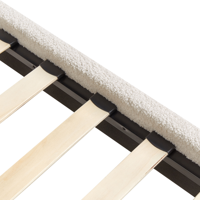 Beliani-ROANNE -Tweepersoonsbed-Lichtbeige-160 x 200 cm-Bouclé