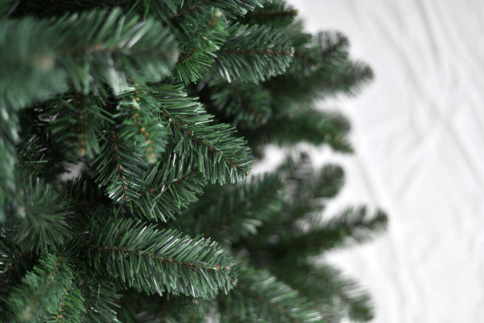 Blackhill Hinged Dark Green kunstkerstboom - 225 cm - Donkergroen -