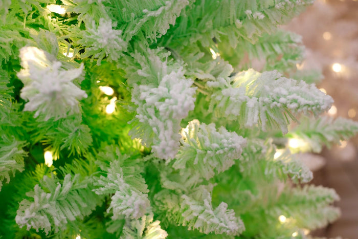 Funky Green Flocked verlichte kunstkerstboom - 183 cm - Lichtgroen