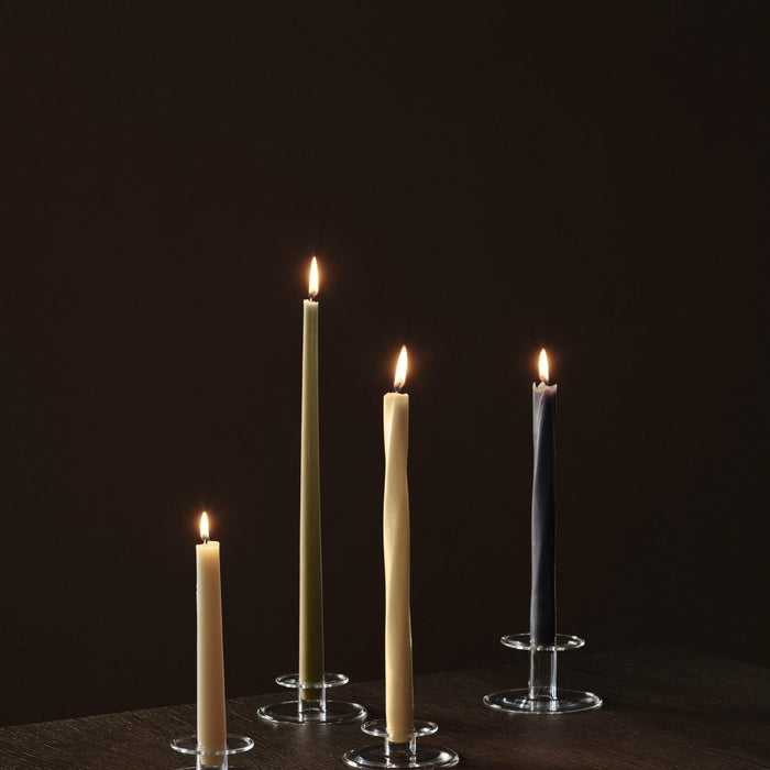 Audo Copenhagen Spire Smooth Tapered kaarsen H38 set van 6 Ivory