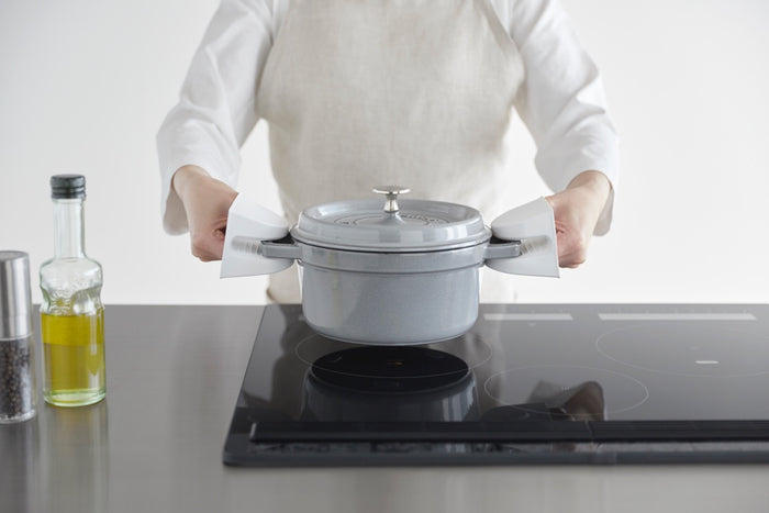 Yamazaki Siliconen Ovenwanten - Magnetisch - Tower - Wit (set van 2)