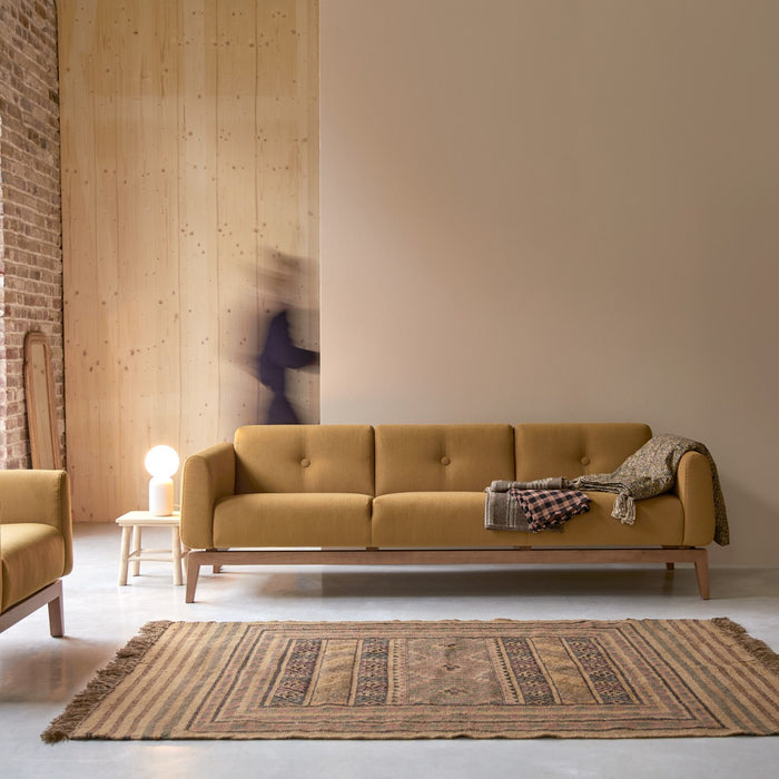 Tikamoon - Bjorn - Driezitsbank van massief eiken en mosterdgele stof