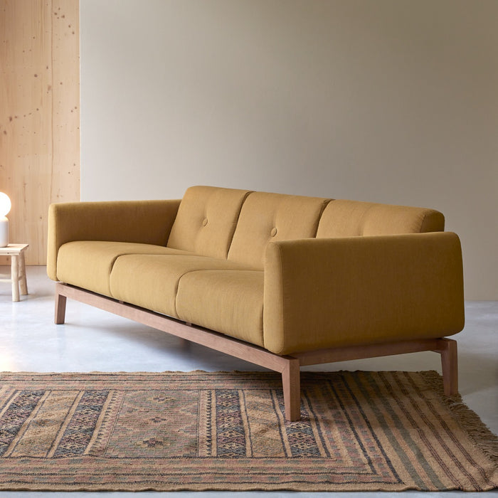 Tikamoon - Bjorn - Driezitsbank van massief eiken en mosterdgele stof