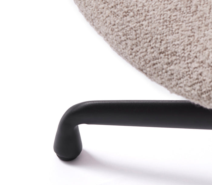 Hygge Interiors Sifton Taupe Bouclé Relaxfauteuil en Voetenbank Set