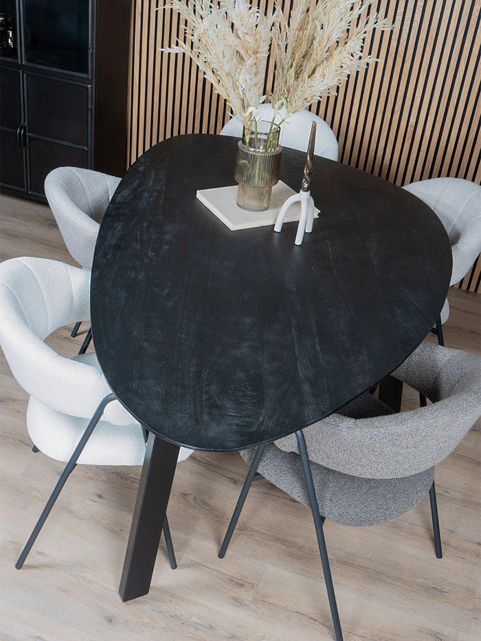 Home67 - Eettafel Tinus Zwart - Kiezelvormig 200 cm