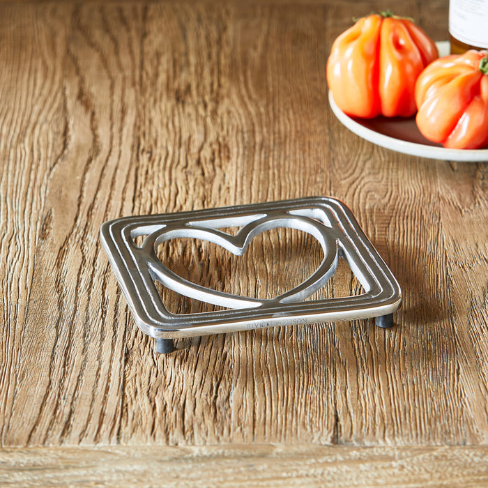 Riviera Maison Pannenonderzetter Zilver - Lovely Heart - Aluminium