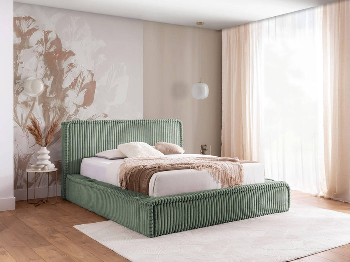 by fonQ Ruffle Bedframe - 200 x 200 cm - Groen