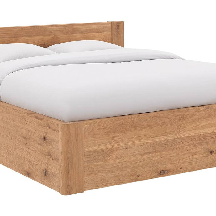 Goossens Bedframe Bibi - 180 x 200 - Eiken soft touch lak blank - Hout