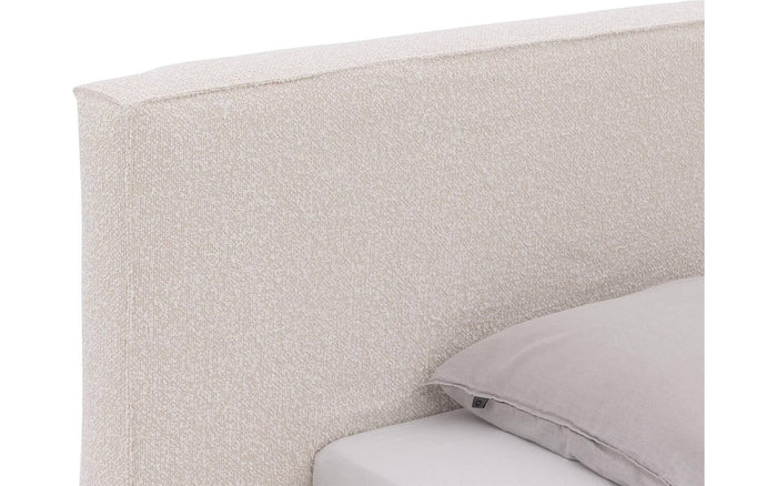 Goossens Bedframe Switch - 180 x 210 - Ahenk 9851 beige - Bouclé