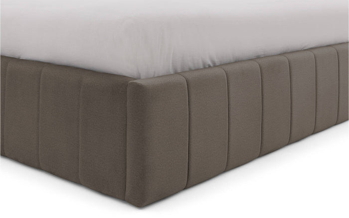 Goossens Bedframe Carte - 160 x 200 - Velours middenbruin 5 - Fluweel