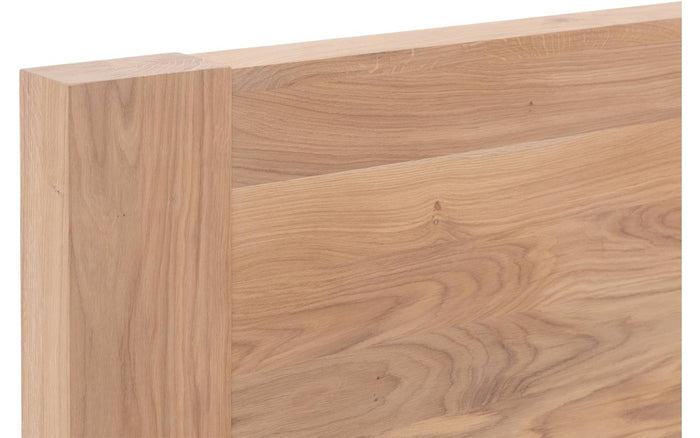 Goossens Bedframe Bibi - 180 x 210 - Eiken naturel - Hout