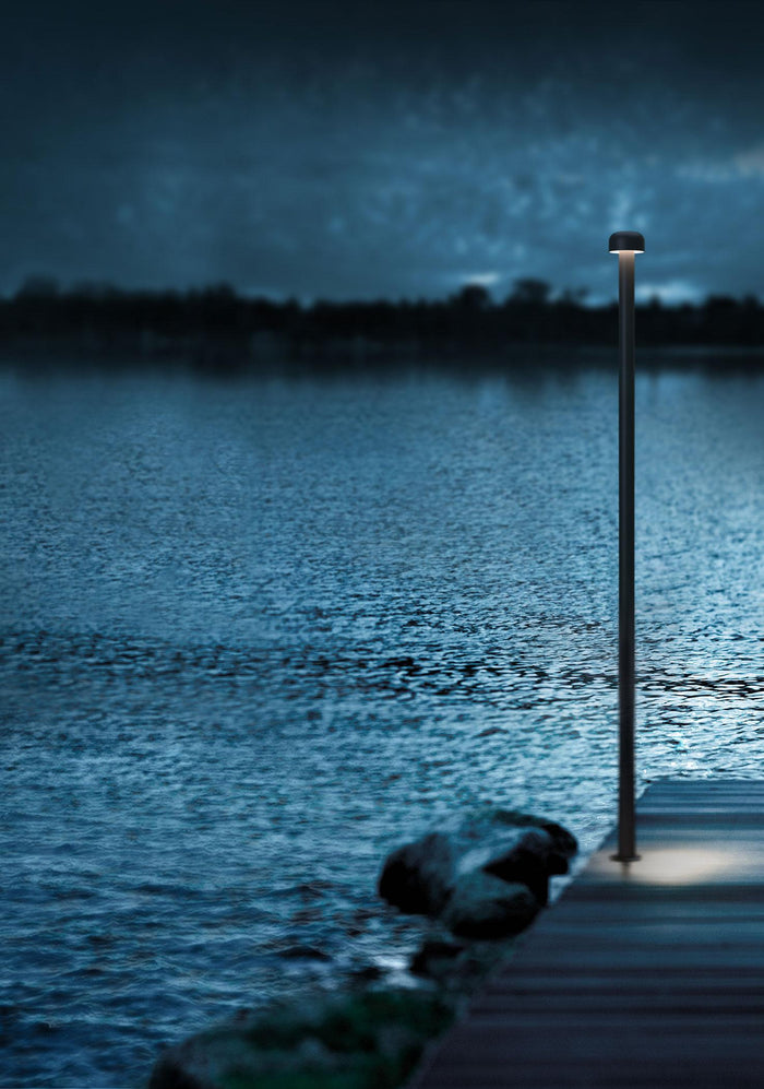 Flos Bellhop sokkellamp LED hoog donkerbruin