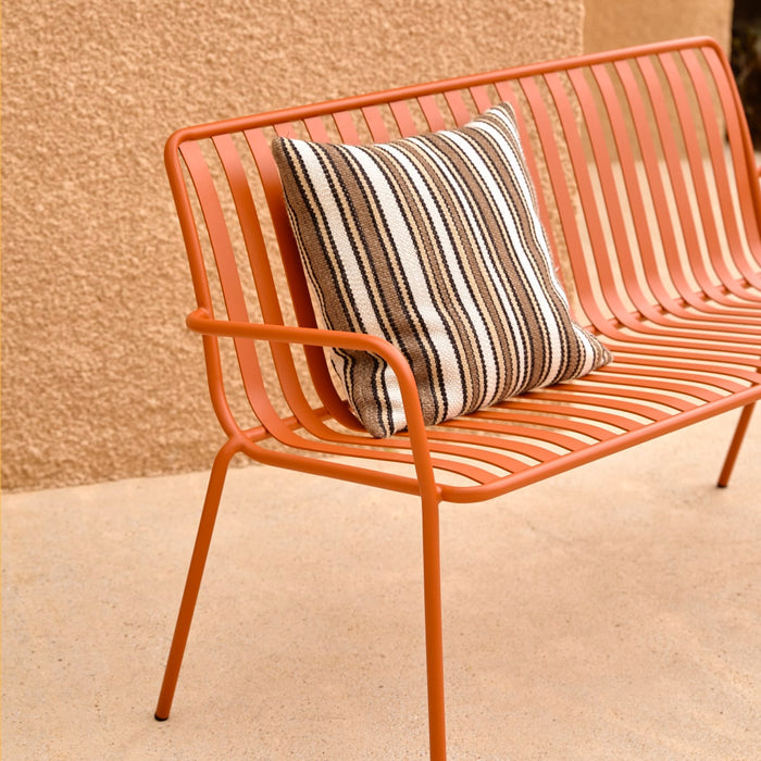Tikamoon - Tuinbank Gaby 2-zitsbank van oranje metaal