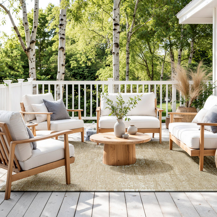 Louis de Poortere Medallion Fading World Vloerkleed 80 x 150 cm - Milk Curry