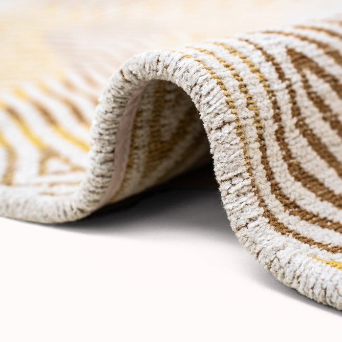 Louis de Poortere Coral Meditation Vloerkleed 200 x 280 cm - Yellow Hippy