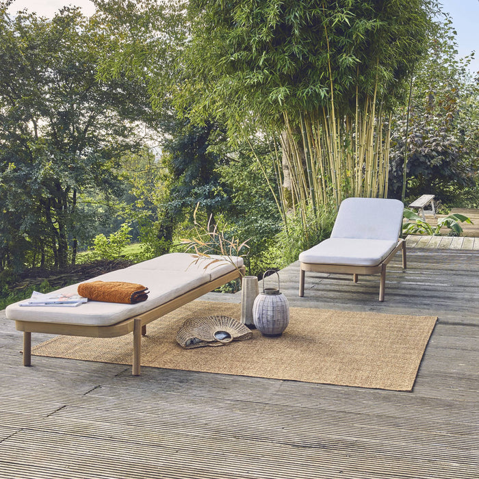 sweeek - Set van 2 acaciahouten ligbedden, verstelbaar