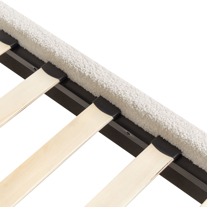 Beliani-ROANNE-Tweepersoonsbed-Lichtbeige-180 x 200 cm-Bouclé