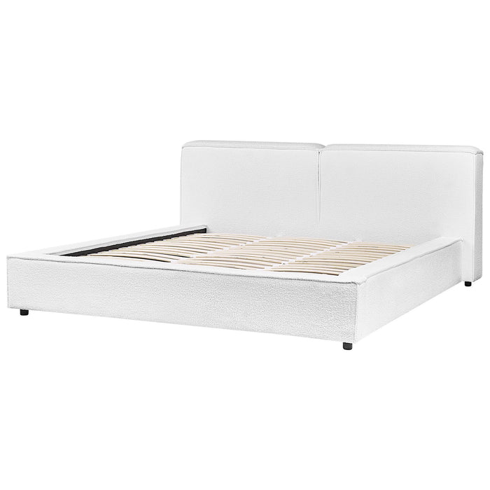 Beliani - LINARDS - Bed - Wit - 180 x 200 cm - Bouclé