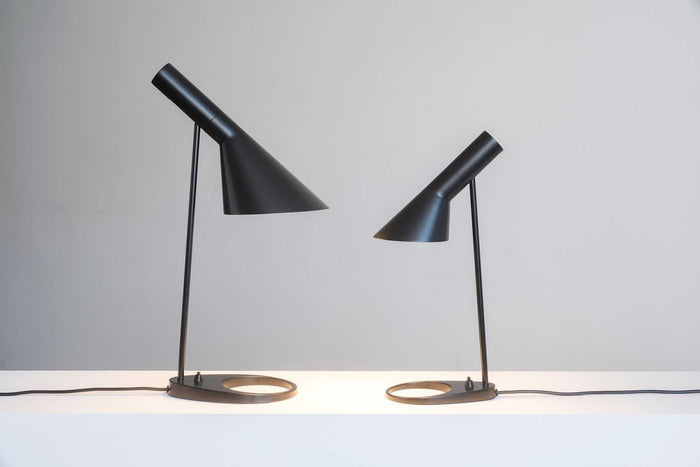 Louis Poulsen AJ mini tafellamp Pale petroleum