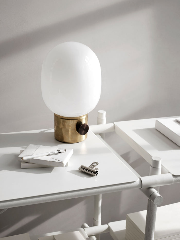 Audo Copenhagen JWDA tafellamp Red Travertine