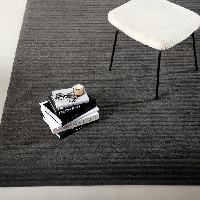 Fjôrd - Vloerkleed Donkergrijs - 300x200cm - Milton