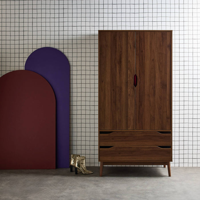 sweeek - Vintage kledingkast, walnootkleurig hout, 2 deuren