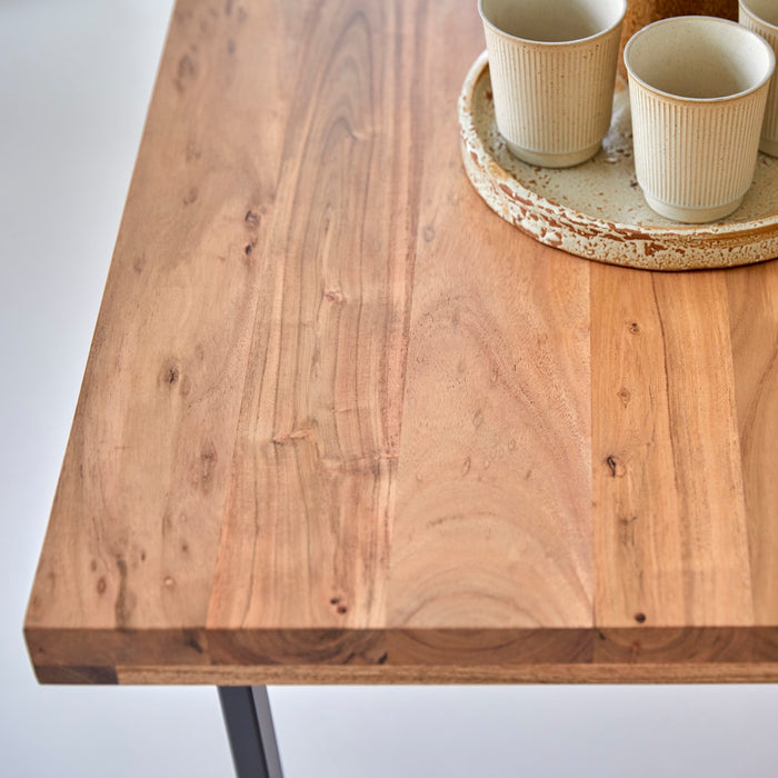 Tikamoon - Eettafel van massief gerecycled acacia voor 6|8 personen.