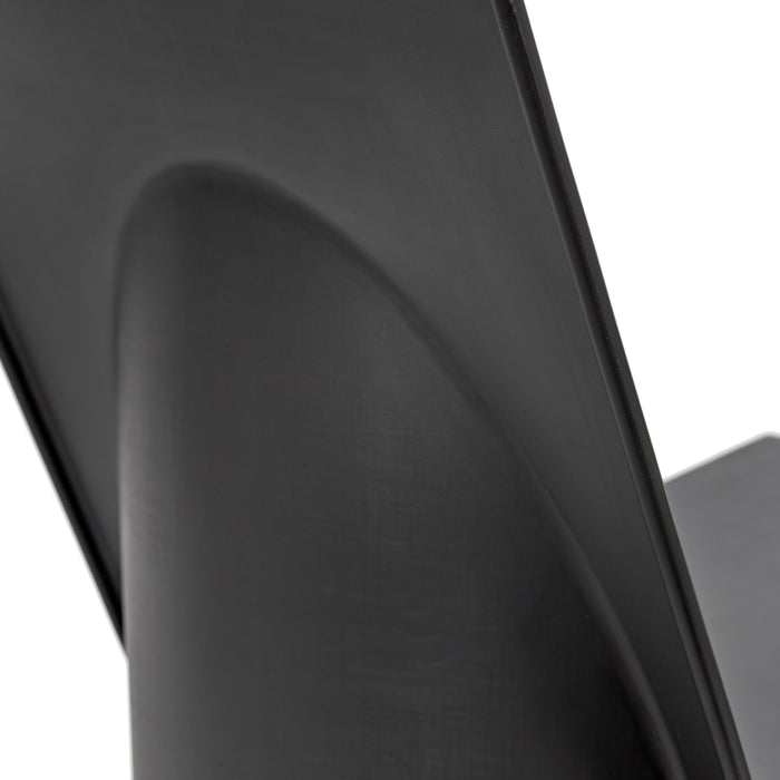 329818-x06-202505071845-A.jpg (10273881) 