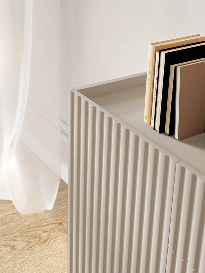 NADUVI Collection Ladekast Cassidy drie lades twee deurs