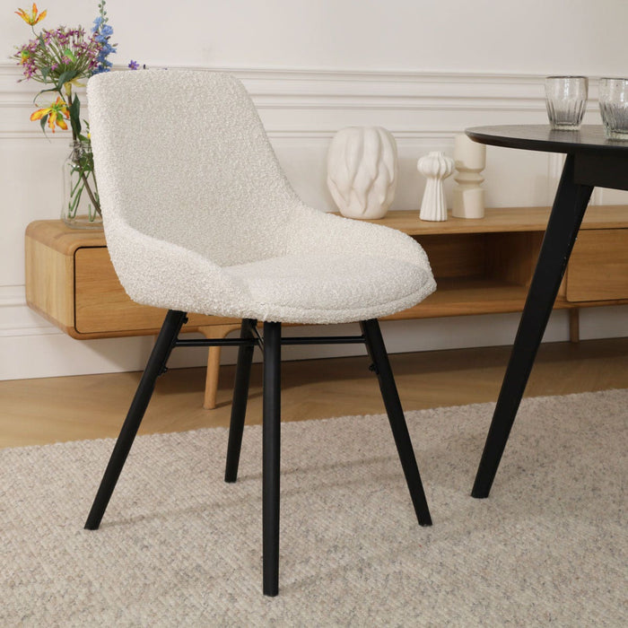 Nolon Nena-Isa Eetkamerstoel Bouclé Beige - Zwarte Houten Poten