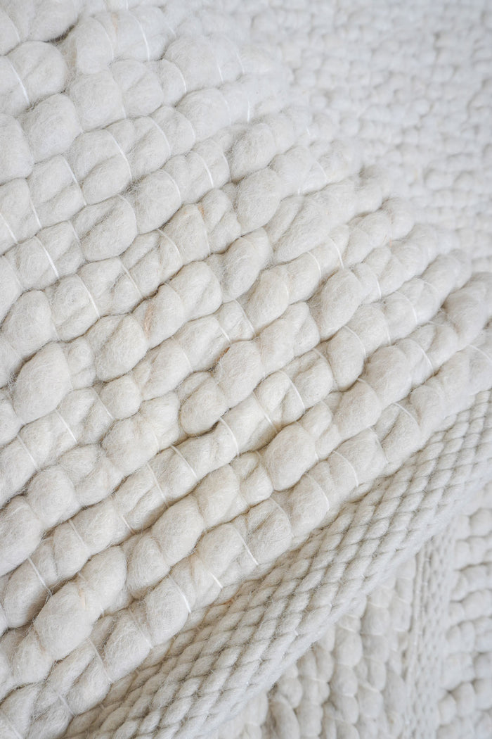 Veer Carpets - Vloerkleed Steve Wit 240 x 340 cm