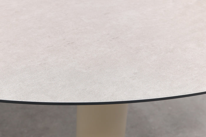 Taste Donato low dining tuintafel Ø160 cm. - Latte