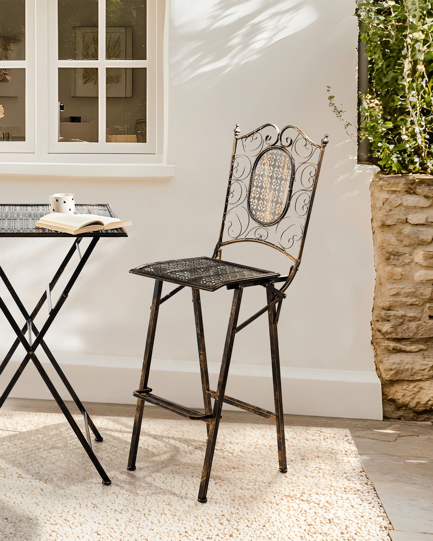 Beliani - BORMIO - Tuinbarkruk set van 2 - Zwart - IJzer