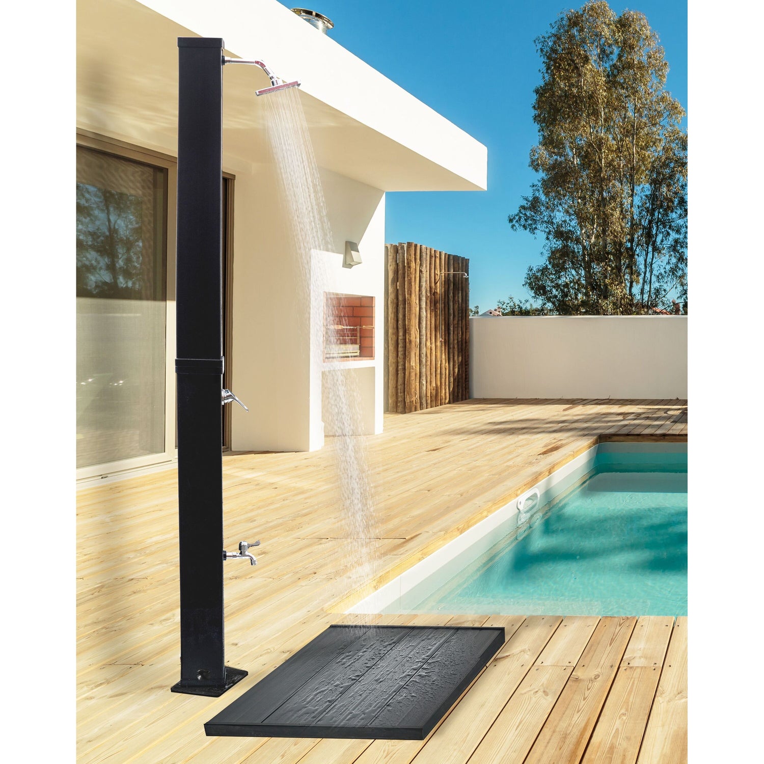 Beliani - YARACUY - Buitendouche op zonne-energie - Zwart - PVC