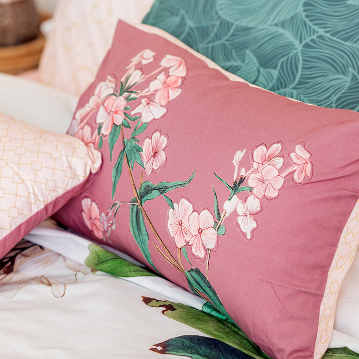 Happy Friday Set van 2 kussenhoezen Blooming