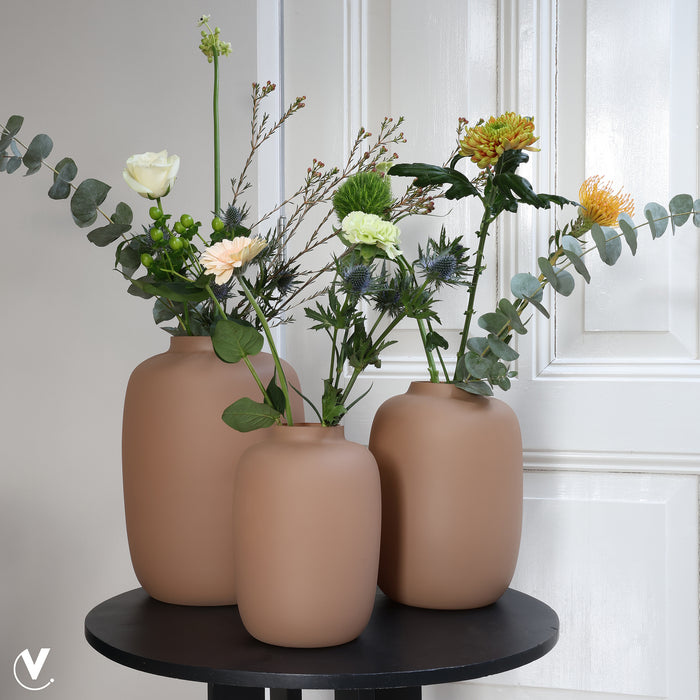 Vase The World Artic M matte sand Ø25 x H35 cm