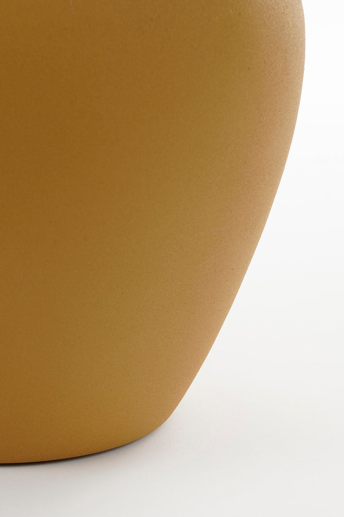 Mica Decorations Gyge Vaas - L30 x B24 x H37 cm - Metaal - Geel