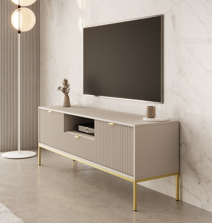 ad8b6e5c-b550-431a-b473-d16f3645d11e-afbeelding5.jpg (10405438) 