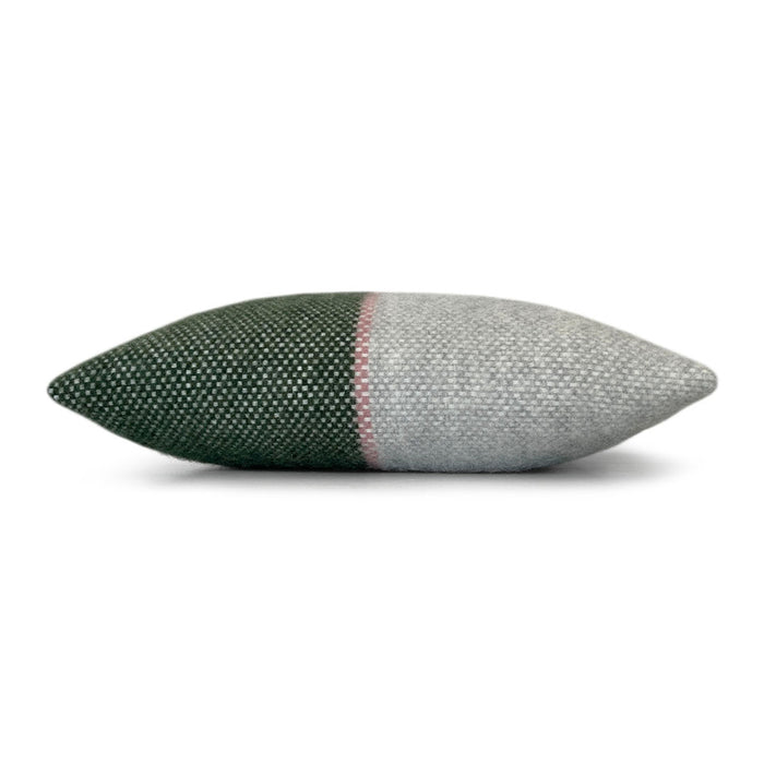 Malagoon Festivity Wool Sierkussen 45 x 45 cm - Dawn Green