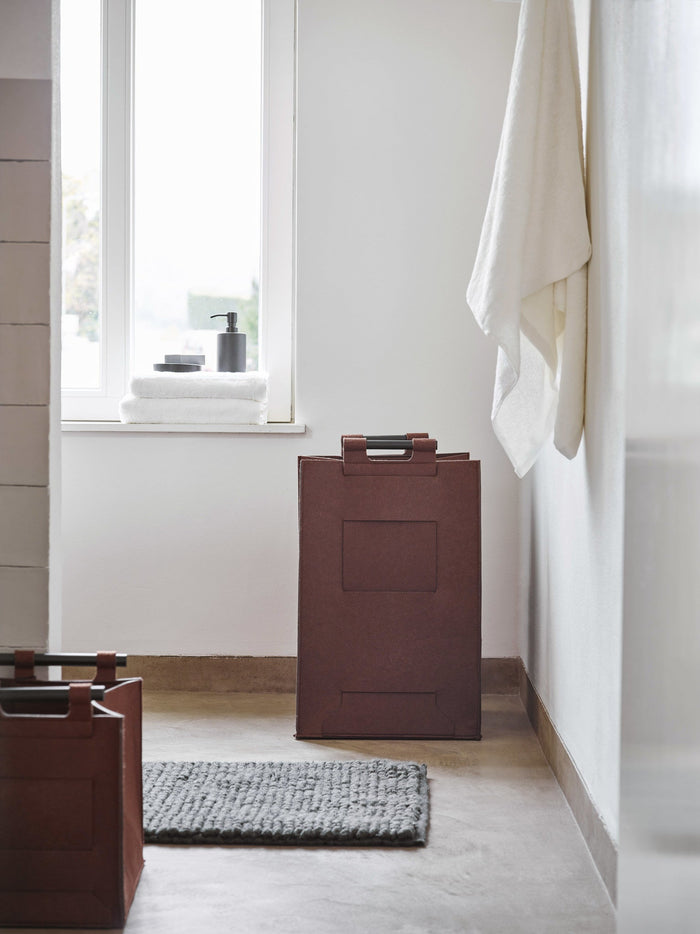 Luz Wasmand Maroon | Bruin