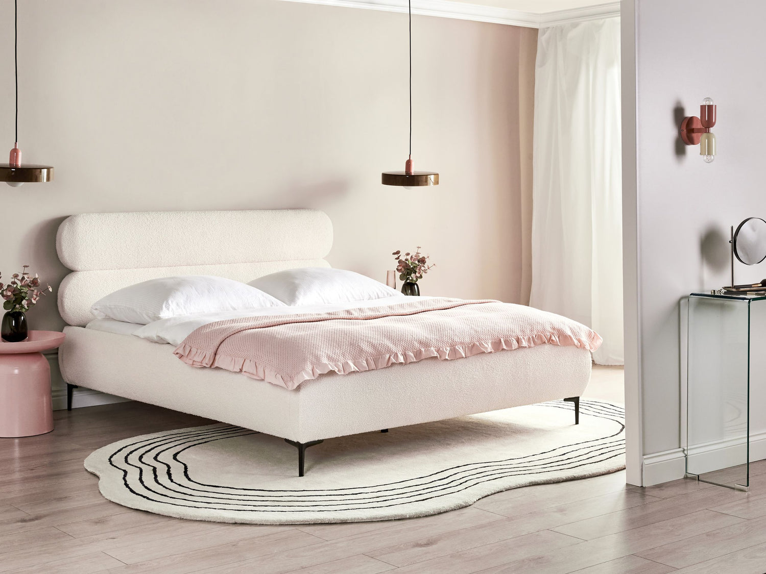 Beliani - LESSAY - Tweepersoonsbed - Off-white - 160 x 200 cm - Bouclé