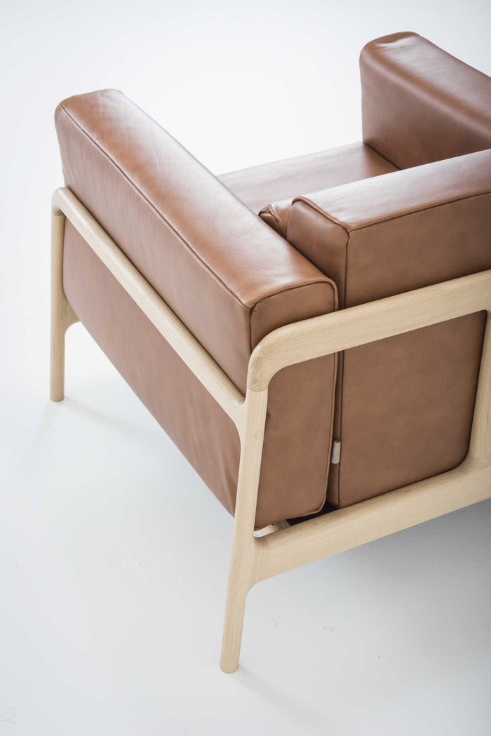 Fawn fauteuil whitewash Dakar Leather Grey